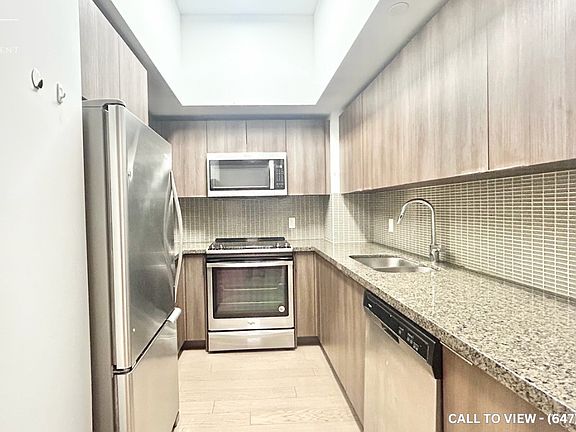 2nd image of 30 Shore Breeze Dr #822