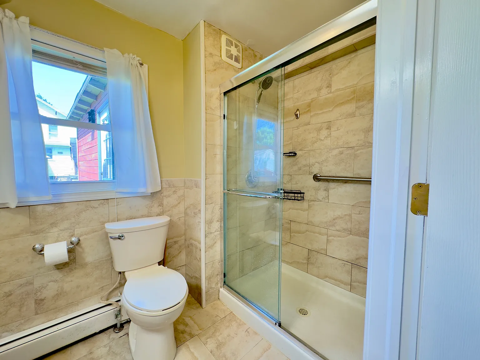 1 bed, 750 sqft, $1,850 — Photo 4