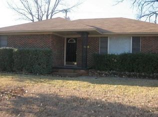 612 W Nash St, Grapevine, TX 76051