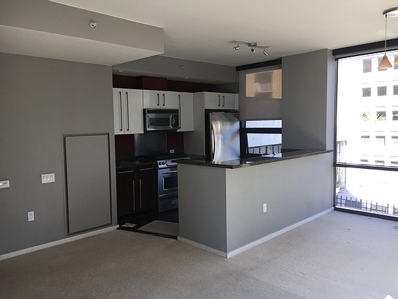 2nd image of 350 11th Ave Unit 1125