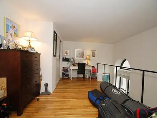 Rented by Buchbinder & Warren | media 13