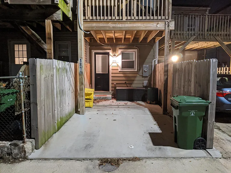 1811 S Hanover St — Photo 6