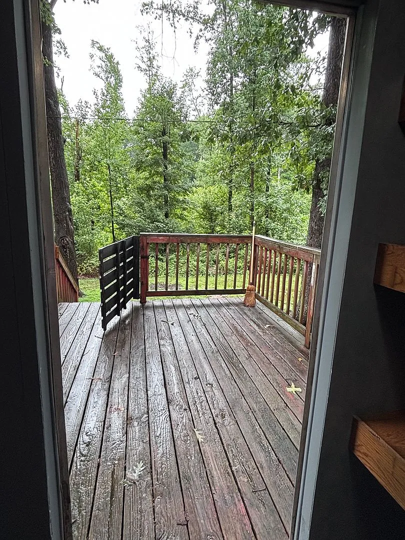 2 Bedroom Mobile Home in Pleasant Garden! — Photo 2