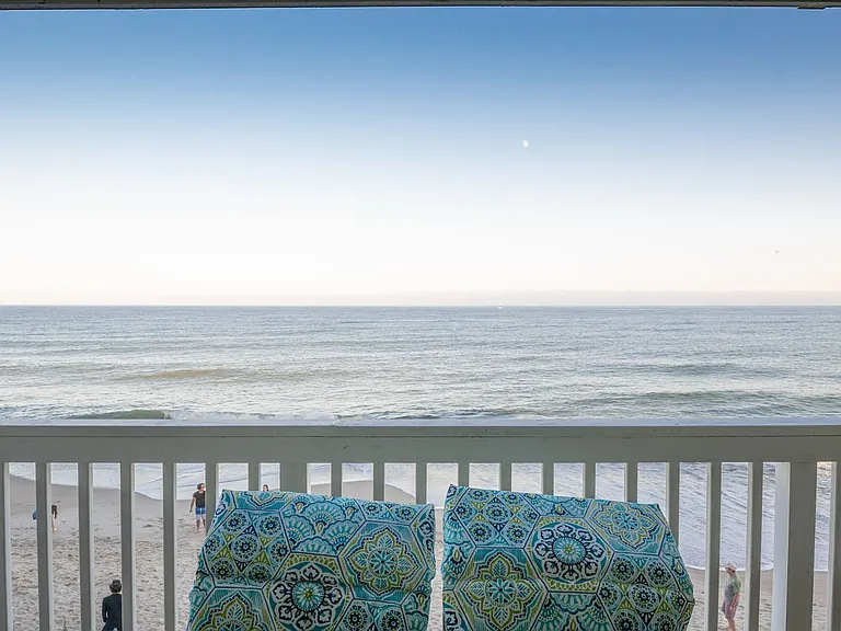 2105 Surfrider Ct — Photo 4