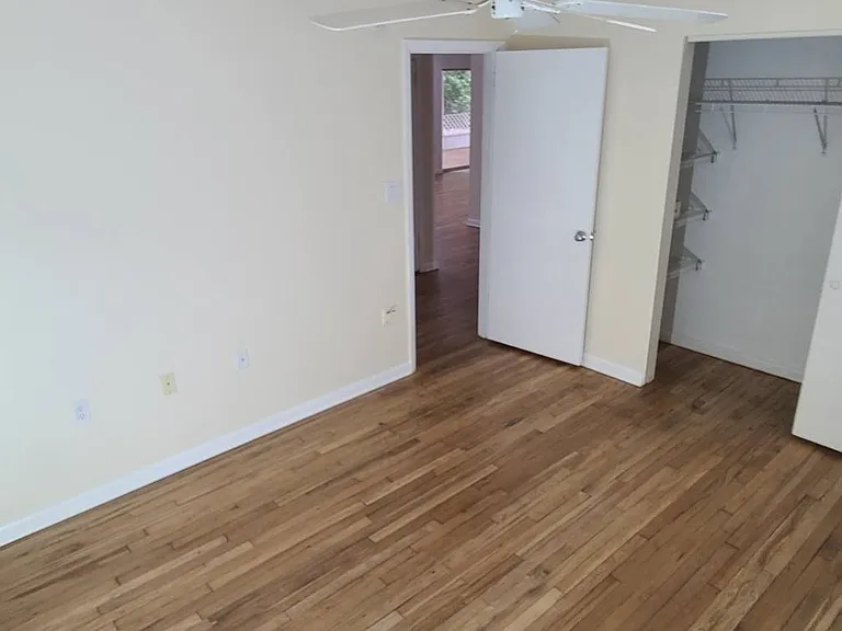 27240 Williams Rd — Photo 20