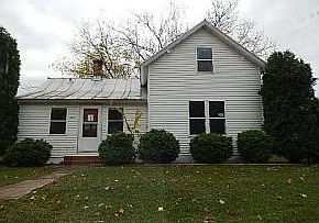 1st image of 301 W Parker St