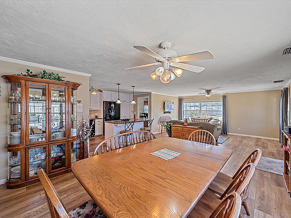 4th image of 3471 Clarinda St
