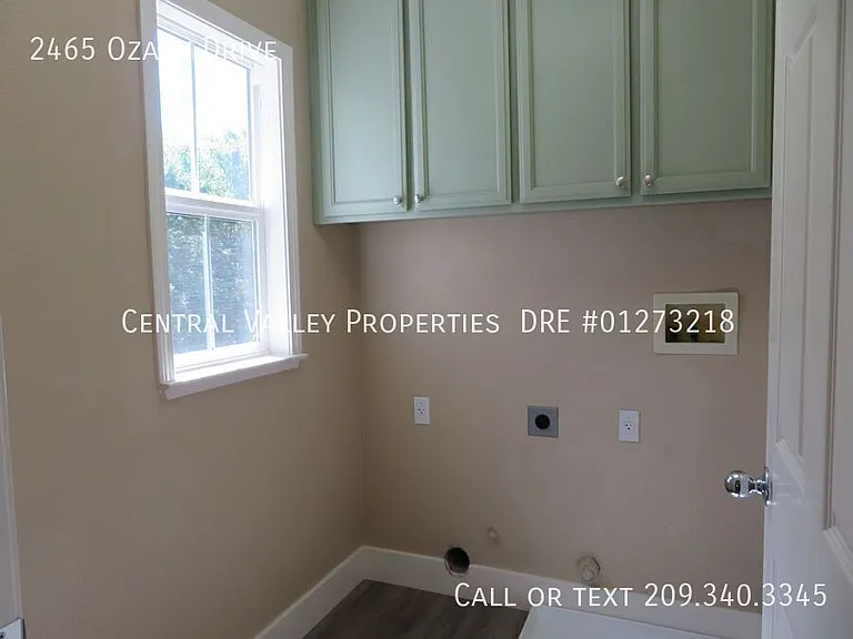 2465 Ozark Dr — Photo 25