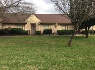 12237 Sharpview Dr, Houston, TX 77072