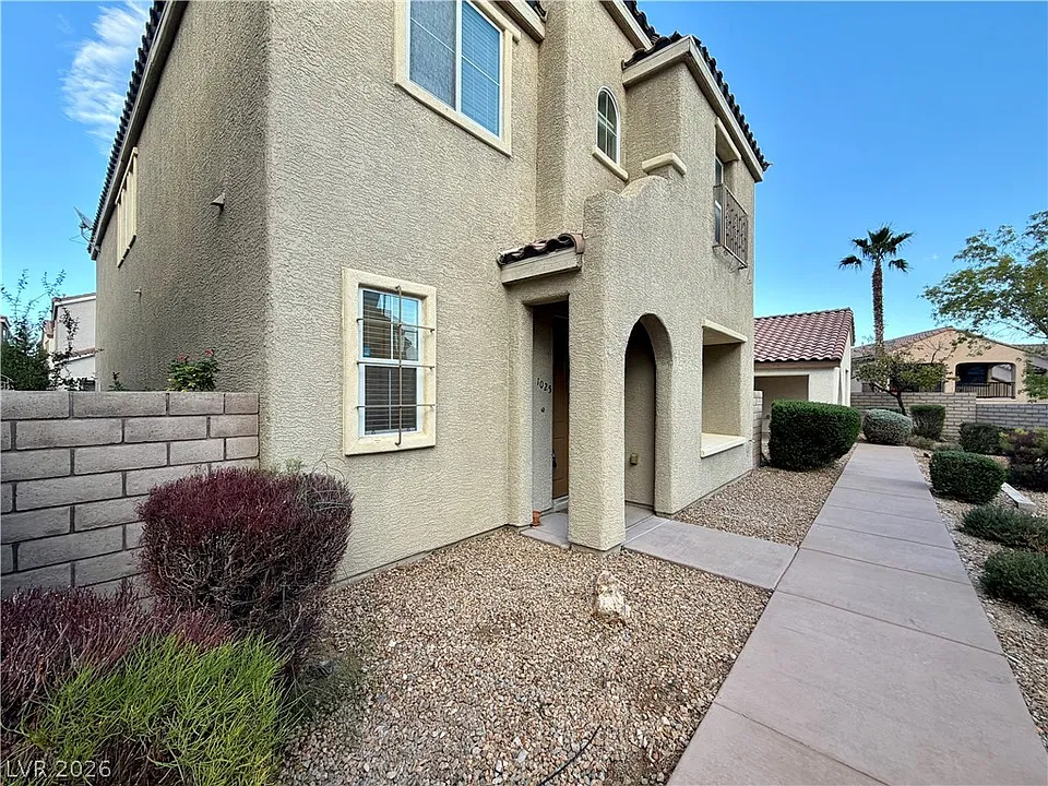 1025 Larkspur Point Ct