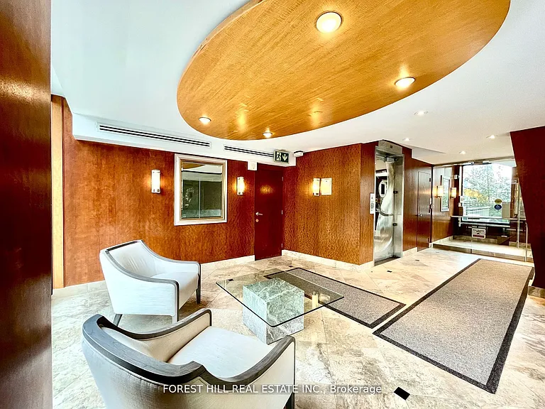 423 Avenue Rd #1 — Photo 4