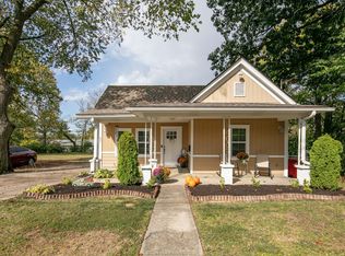 621 N Main St, Nicholasville, KY 40356
