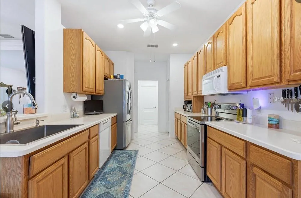 2 bed, 2.0 bath, 1804 sqft, $2,500 — Photo 3