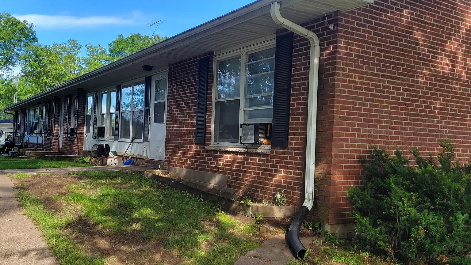 Boyceville Manor Apartments — Photo 2