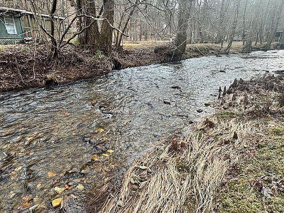 2nd image of 14092 Big Creek Rd