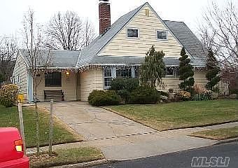 5th image of 38 Thimble Ln