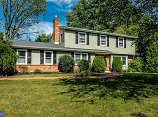 895 Marker Dr, West Chester, PA 19382