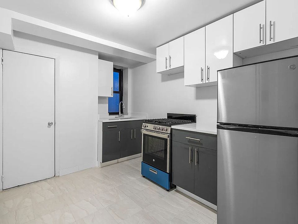 1st image of 268 W 12th St #1RB
