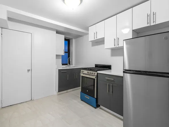 268 W 12th St #1RB, New York, NY 10014