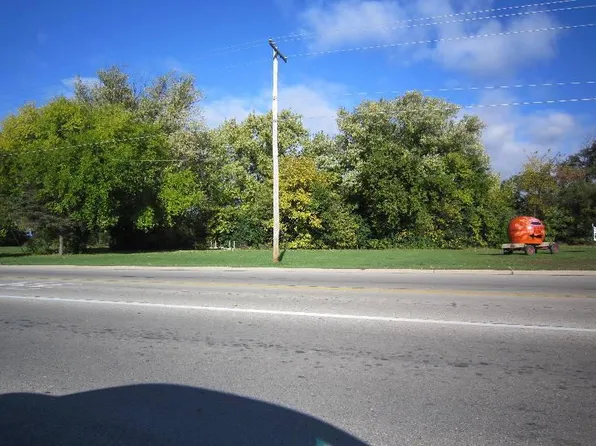 10706 Antioch Rd, Trevor, WI 53179