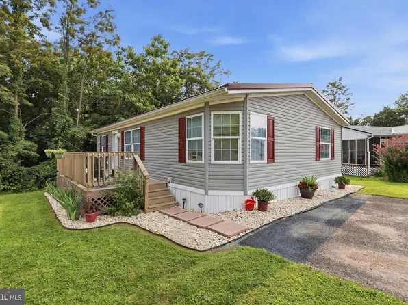 10655 Bailey Springs Ln Trailer 23, Waynesboro, PA 17268