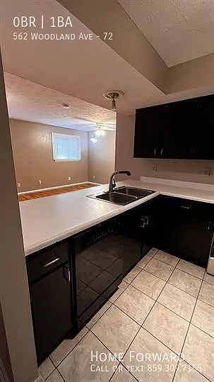 562 Woodland Ave #72 — Photo 3