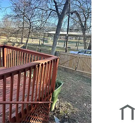 1153 Oak St SW — Photo 6