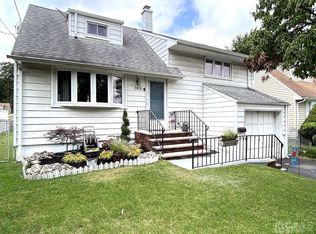 169 McFarlane Rd, Colonia, NJ 07067