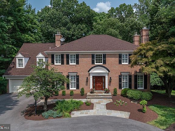 2nd image of 14521 High Meadow Way