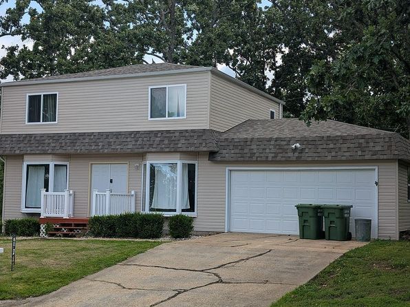1315 Woodlawn Dr