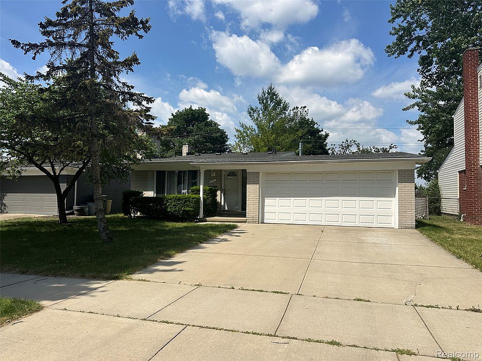1st image of 1111 Langley Blvd