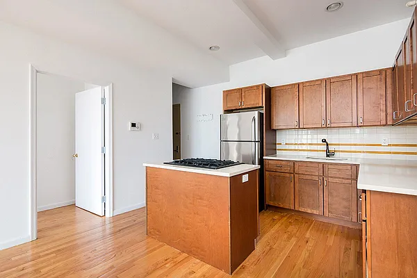 Rented by Bold New York | media 13