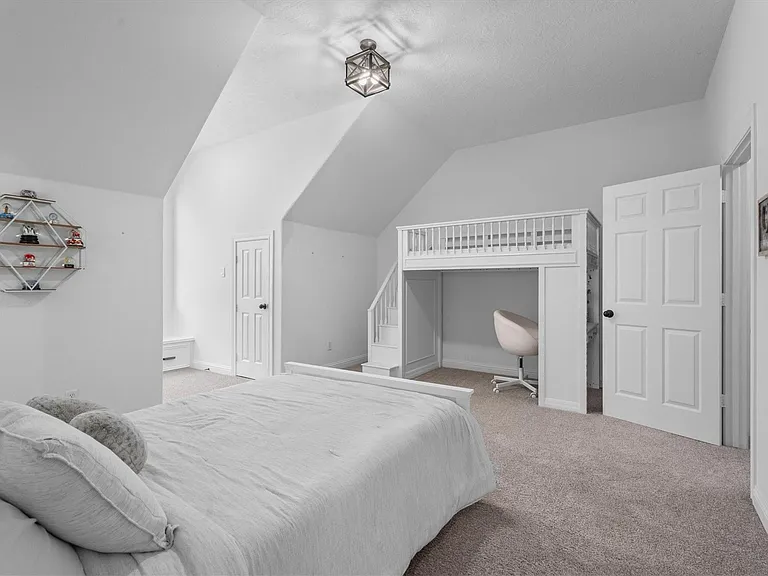 2703 Cavallo Pass — Photo 39