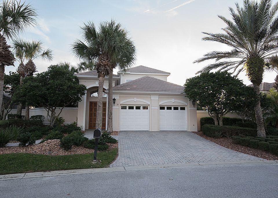 1st image of 5 Montilla Pl