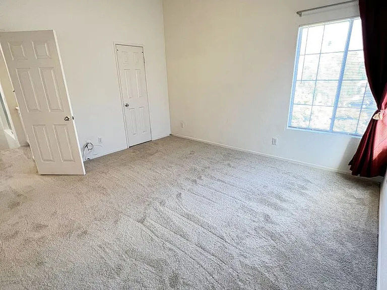 12625 El Camino Real #D — Photo 8