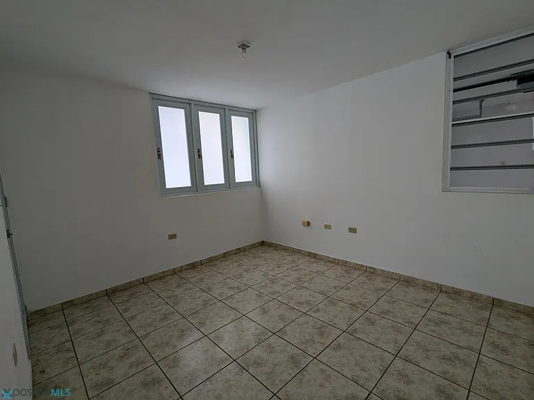 S23 Calle 10 Salinas Pr — Photo 9