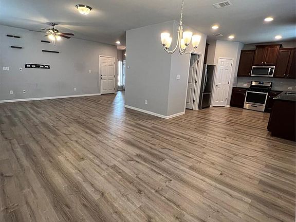 5th image of 160 Shearwater Ln