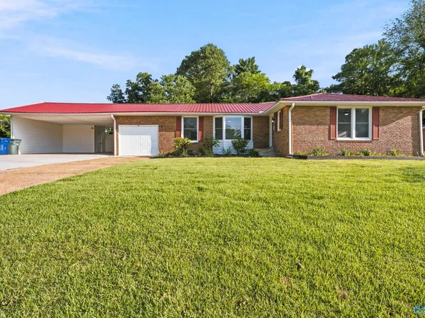 7612 Holland Dr SW, Huntsville, AL 35802