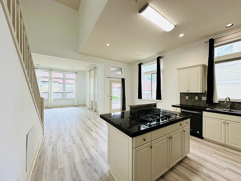 16756 NW Canton St — Photo 12