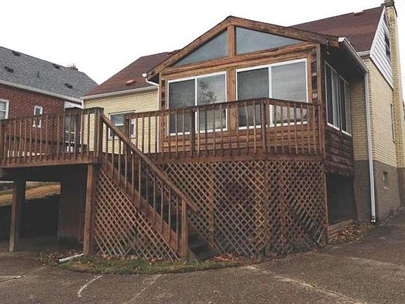 2nd image of 1527 Clovernoll Dr