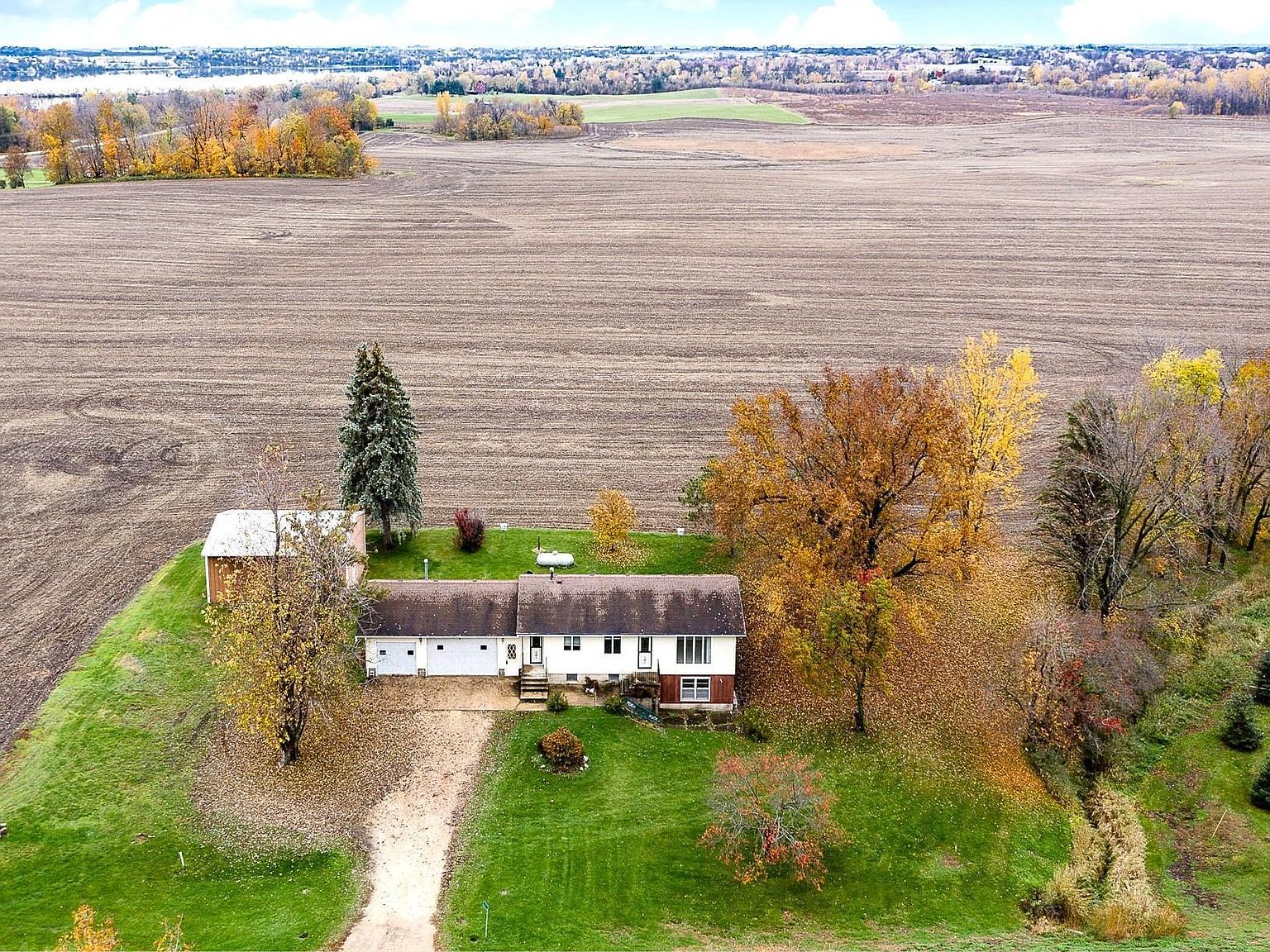 4896 Cedar Lake Blvd, Faribault, MN 55021 MLS 6451126 Zillow