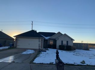 5300 SW Monaco Ln, Bentonville, AR 72712