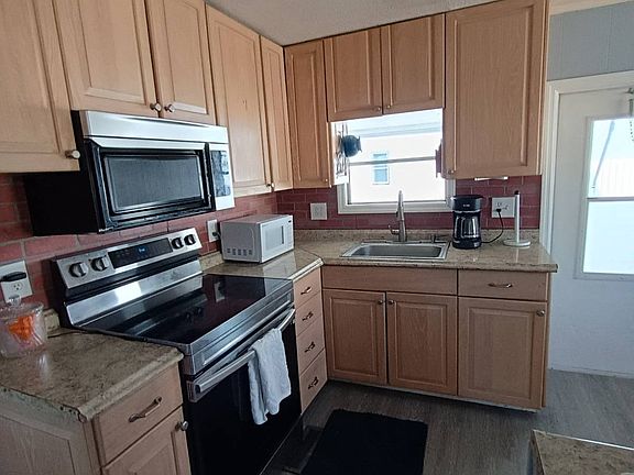 5th image of 4125 Park St N Lot 246