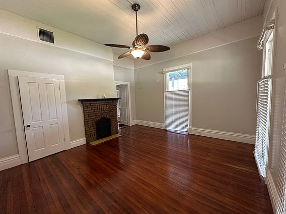 5th image of 1224 E Strong St #A