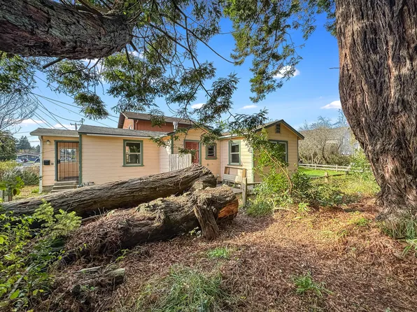 2365 Arbutus St, Eureka, CA 95503