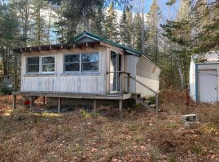 10300 Private Dr, Naubinway, MI 49762