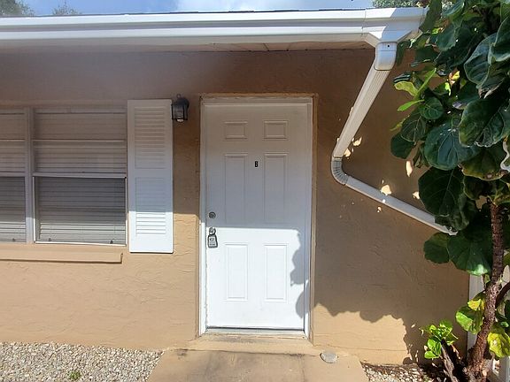 4th image of 1066 Indiana Ave APT B