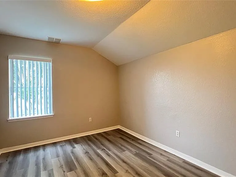 143 Vizcay Way — Photo 34