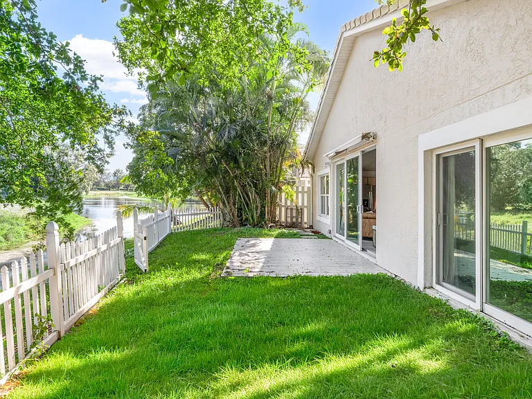 2650 Fairway Cove Ct — Photo 37