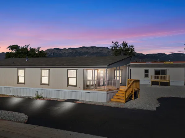 7608 Leanne St NE, Albuquerque, NM 87109